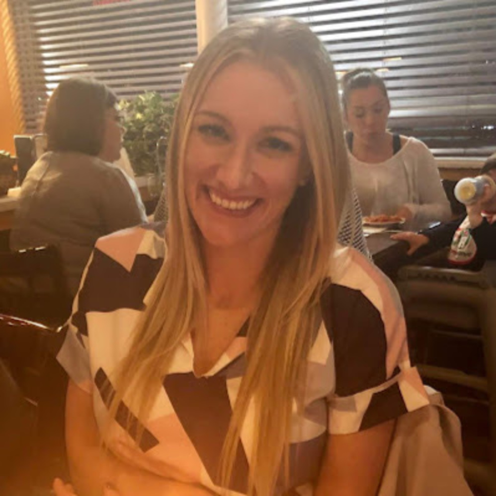 Meet your Posher, Nikki